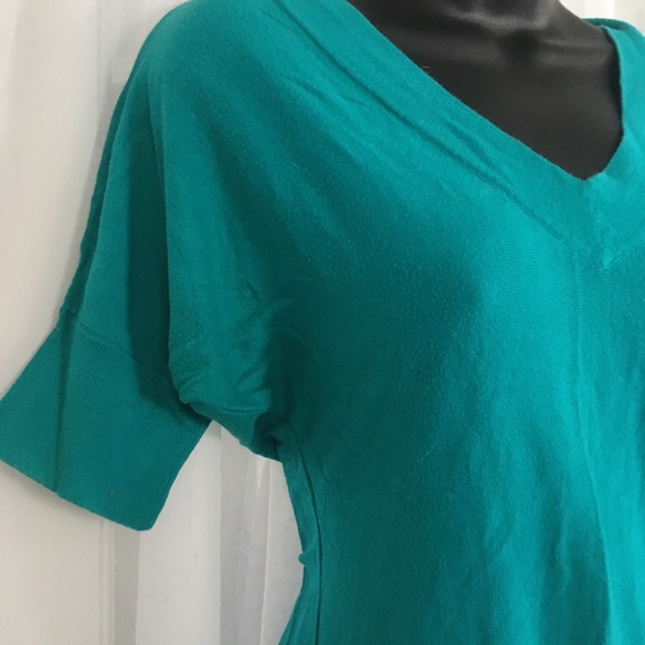 Vee neck short sleeve long sweater - Picture 3 of 6